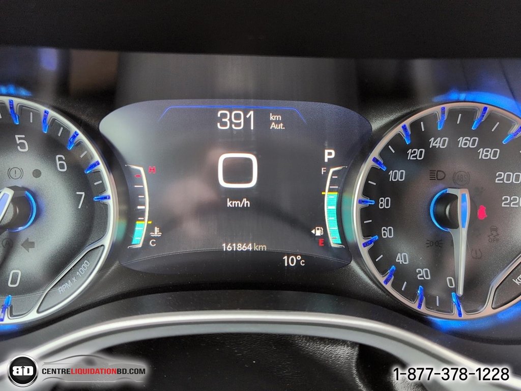 2022 Chrysler Pacifica Touring in Granby, Quebec - 16 - w1024h768px