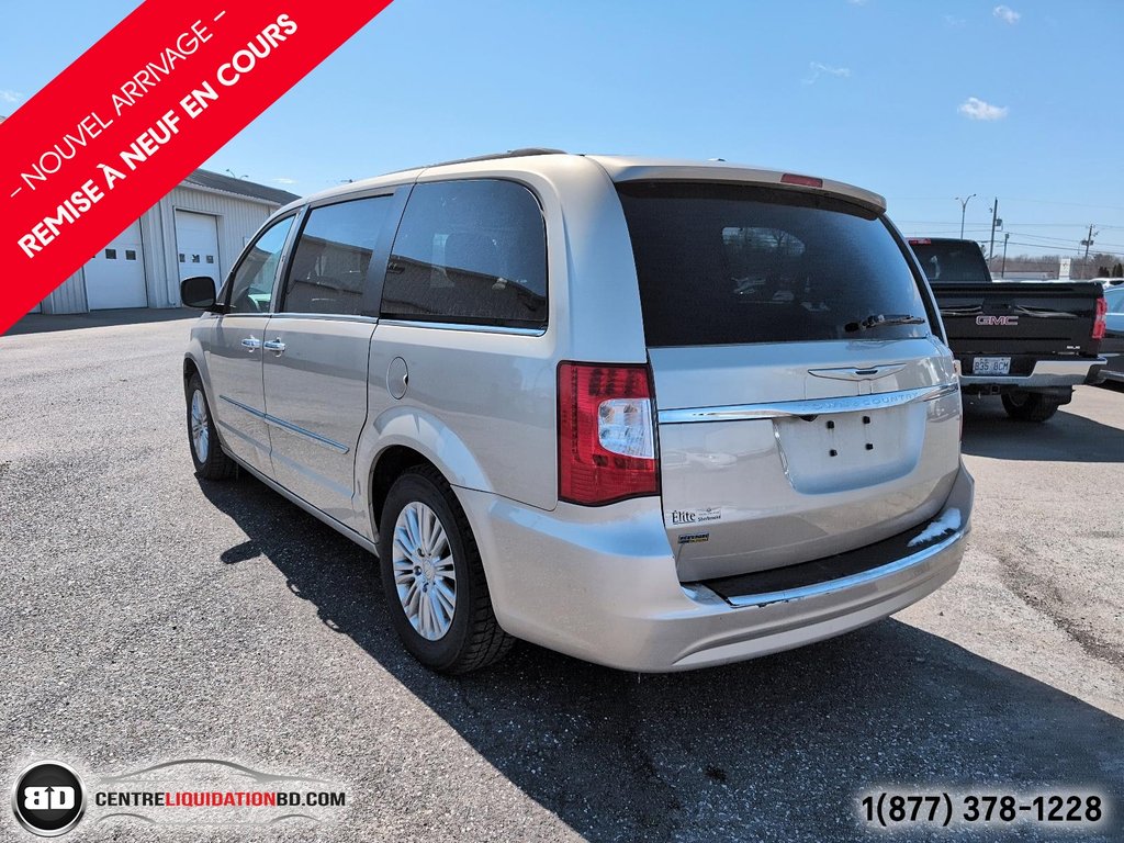 Chrysler Town & Country Touring TOIT OUVRANT CUIR 2015 à Granby, Québec - 4 - w1024h768px