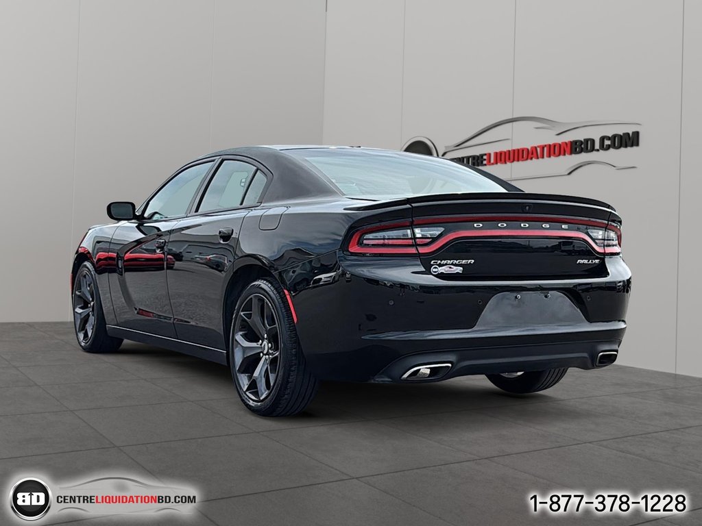2017 Dodge Charger SXT in Granby, Quebec - 7 - w1024h768px