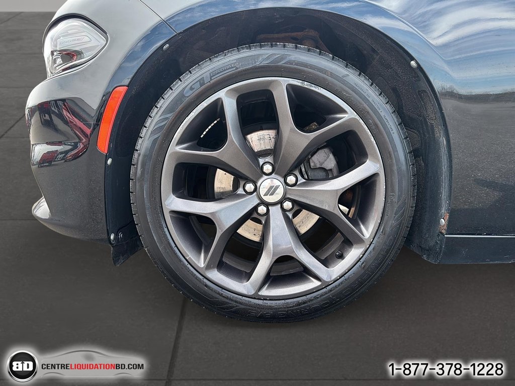 2017 Dodge Charger SXT in Granby, Quebec - 10 - w1024h768px