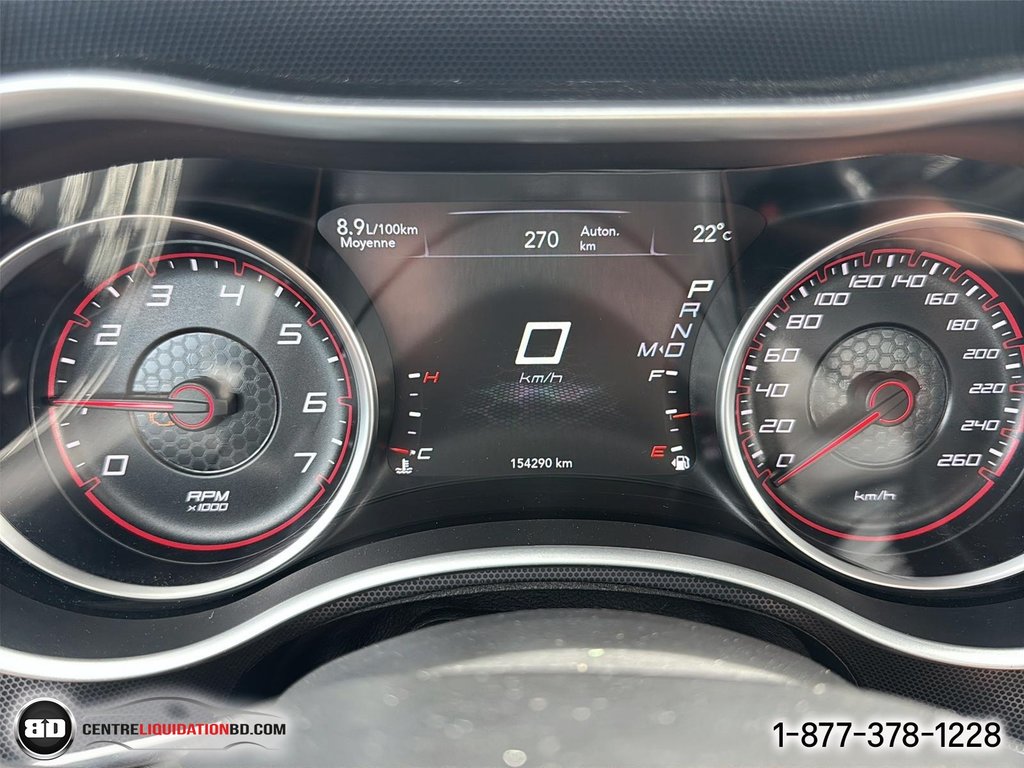 2017 Dodge Charger SXT in Granby, Quebec - 16 - w1024h768px