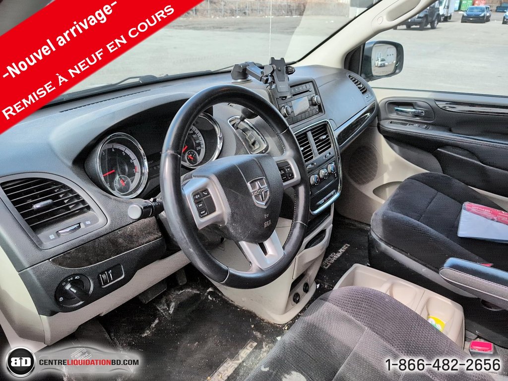 Dodge Grand Caravan SXT 2014 à Granby, Québec - 8 - w1024h768px
