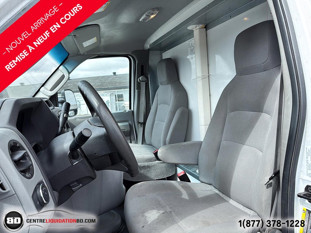 Ford E-Series Cutaway E450 7.3L ESSENCE REEFER ZANOTTI 14P 2023 à Granby, Québec - 12 - w1024h768px