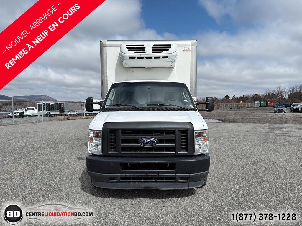 Ford E-Series Cutaway E450 7.3L ESSENCE REEFER ZANOTTI 14P 2023 à Granby, Québec - 2 - w1024h768px