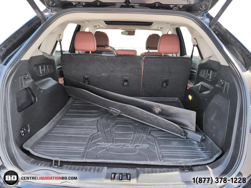 2016 Ford Edge Titanium AWD in Granby, Quebec - 11 - w1024h768px