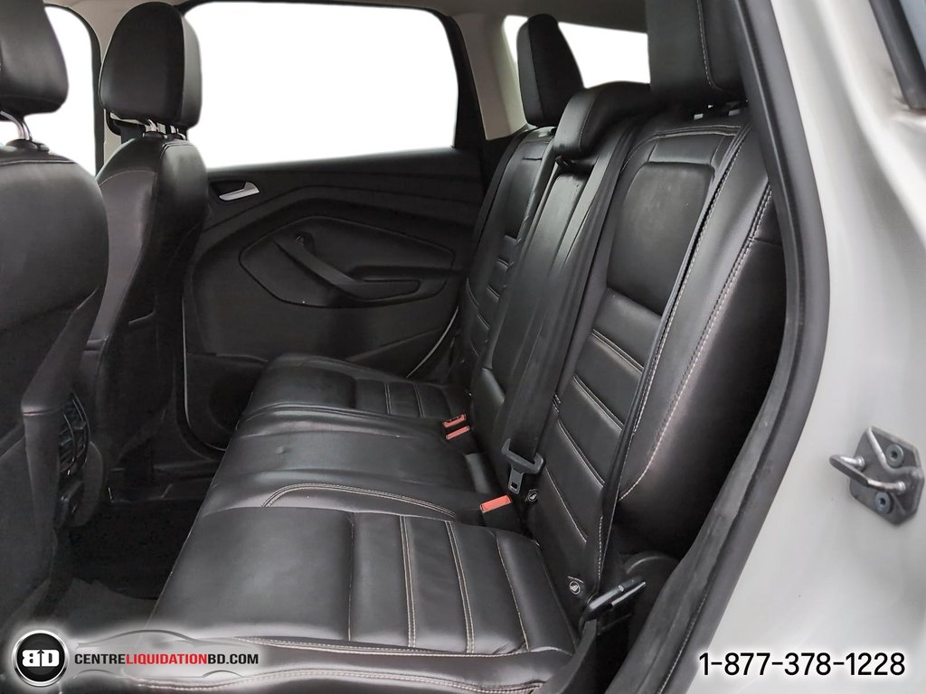 2017 Ford Escape Titanium AWD in Granby, Quebec - 14 - w1024h768px