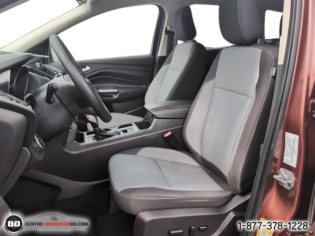 Ford Escape SE 2018 à Granby, Québec - 11 - w1024h768px
