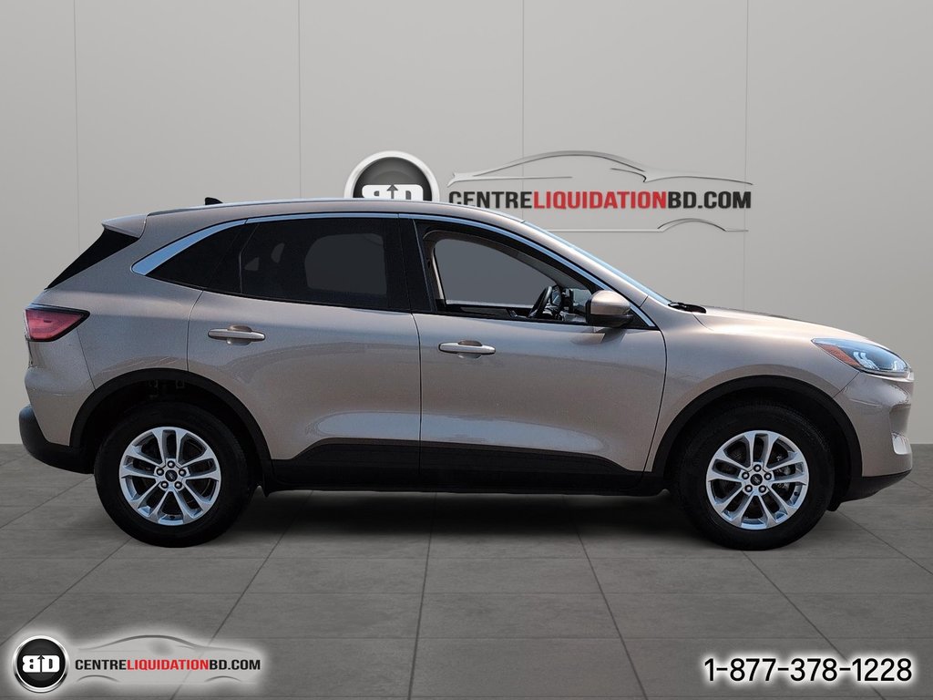 Ford Escape SE AWD 2020 à Granby, Québec - 4 - w1024h768px