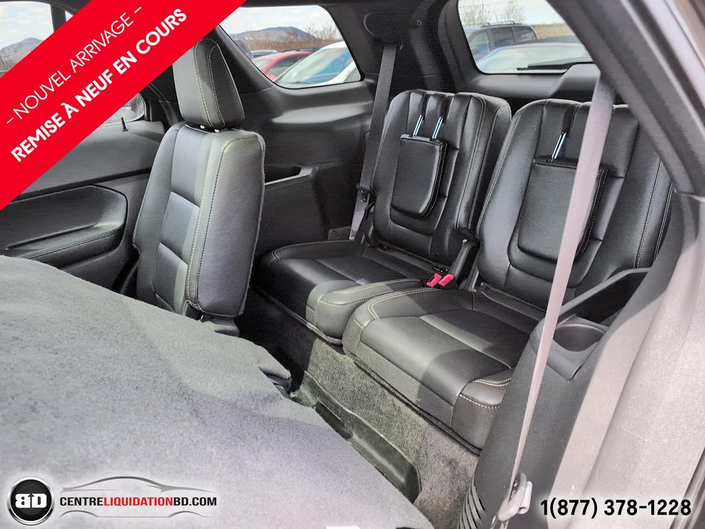 2015 Ford Explorer Sport AWD TOIT OUVRANT in Granby, Quebec - 13 - w1024h768px