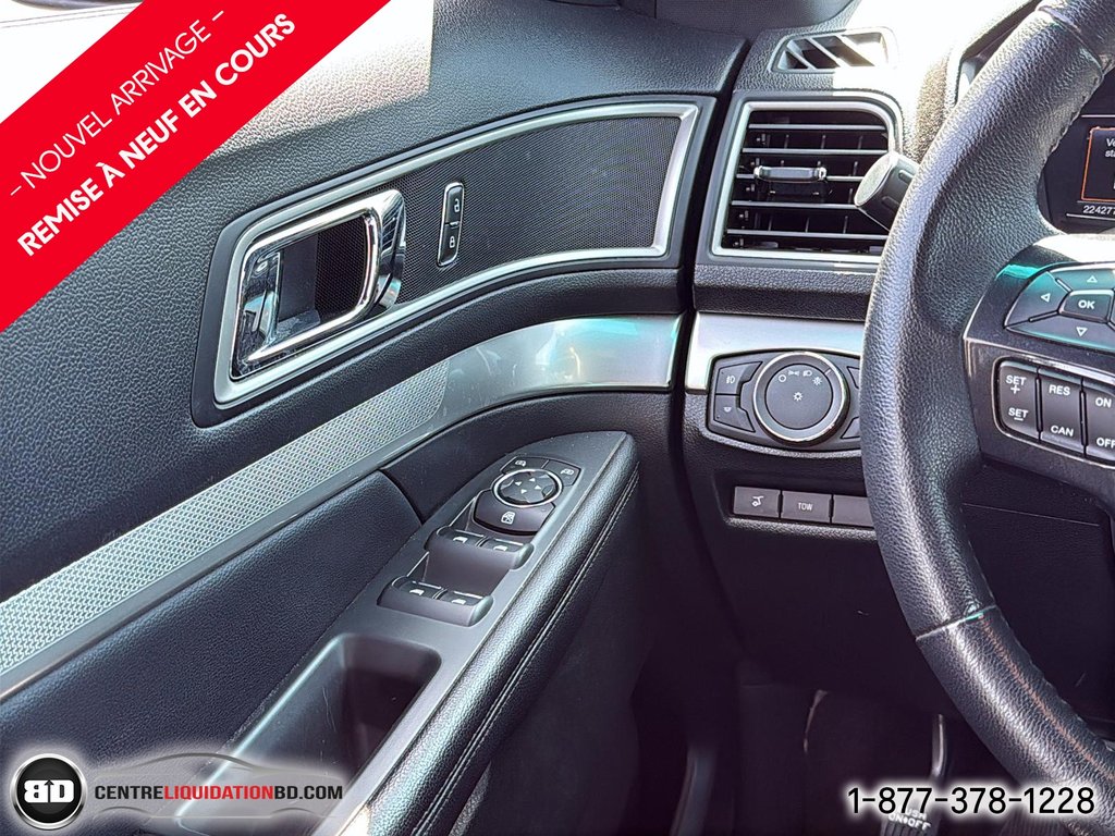 2017 Ford Explorer XLT 2.3L ECOBOOST AWD in Granby, Quebec - 15 - w1024h768px