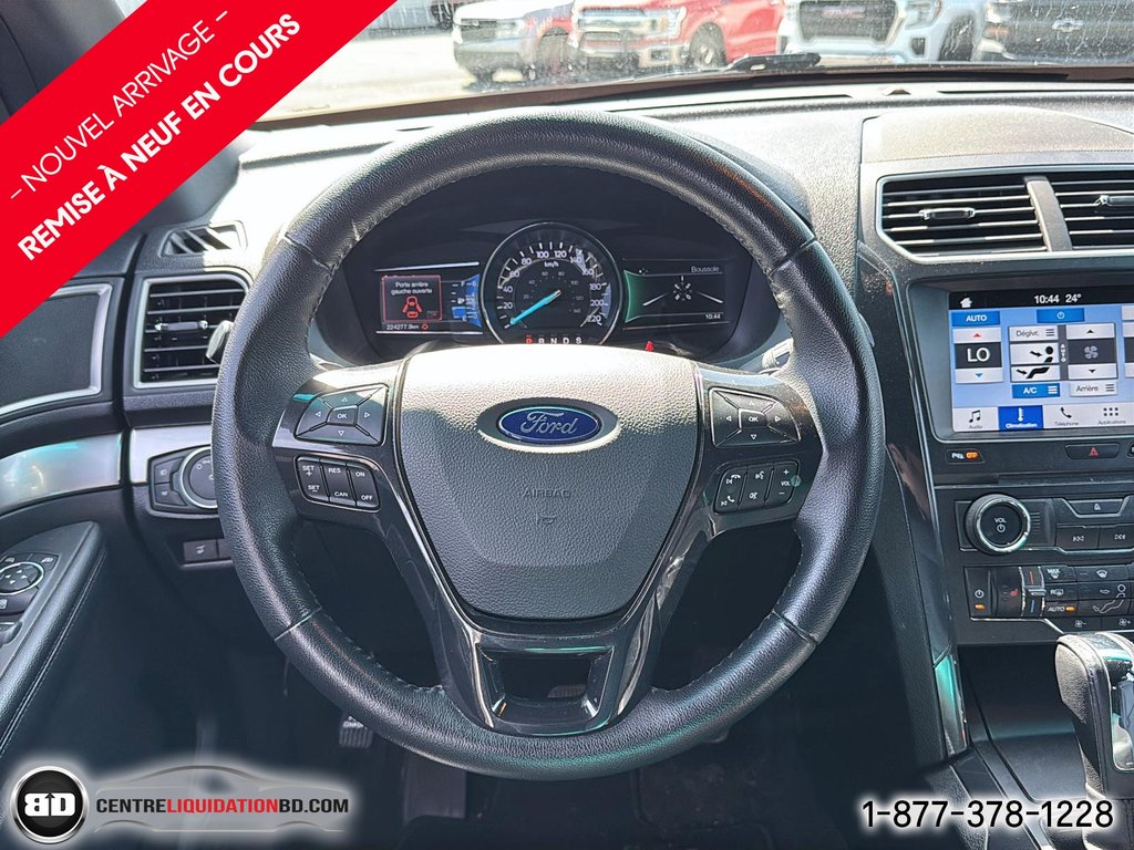 2017 Ford Explorer XLT 2.3L ECOBOOST AWD in Granby, Quebec - 16 - w1024h768px
