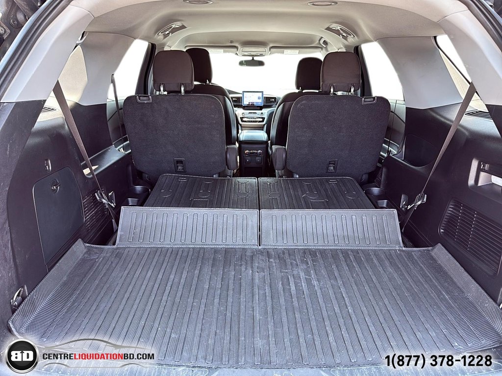 2020 Ford Explorer XLT AWD 7 PASSAGERS in Granby, Quebec - 11 - w1024h768px