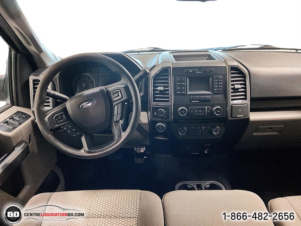 2017  F-150 XLT CREW CAB V8 BOITE 6.5P in Granby, Quebec - 15 - w1024h768px