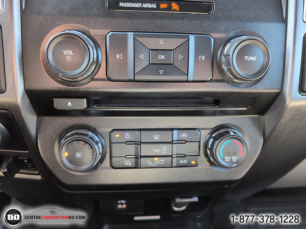 Ford F-150 XLT CAB ALLONGÉ 4X4 V6 3.5L BOITE 8 PIEDS 2017 à Granby, Québec - 18 - w1024h768px