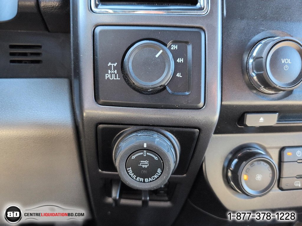 Ford F-150 XLT CAB ALLONGÉ 4X4 V6 3.5L BOITE 8 PIEDS 2017 à Granby, Québec - 19 - w1024h768px