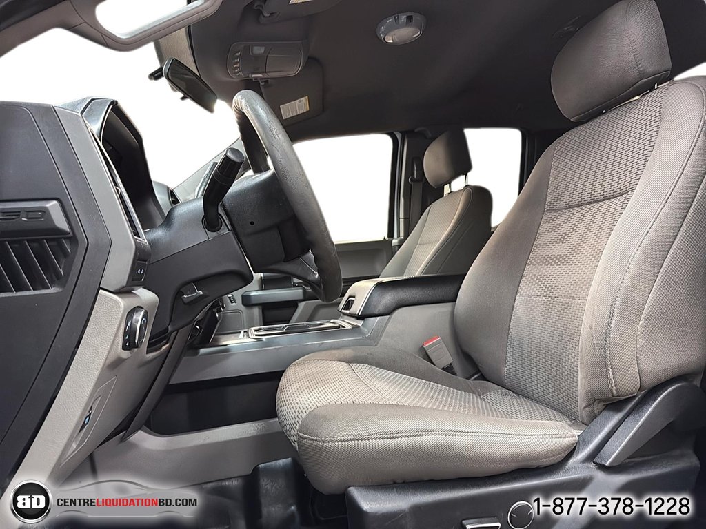 Ford F-150 XLT XTR 4X4 2018 à Granby, Québec - 14 - w1024h768px
