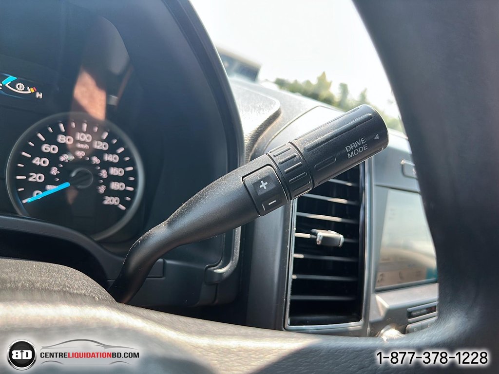 2019 Ford F-150 XLT SUPERCREW V8 5.0L in Granby, Quebec - 19 - w1024h768px