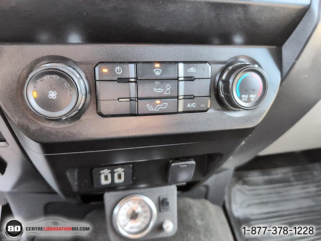 2019 Ford F-150 XLT XTR V6 2.7L ÉCOBOOST  DOUBLE CABINE BOÎTE 6.5P in Granby, Quebec - 21 - w1024h768px