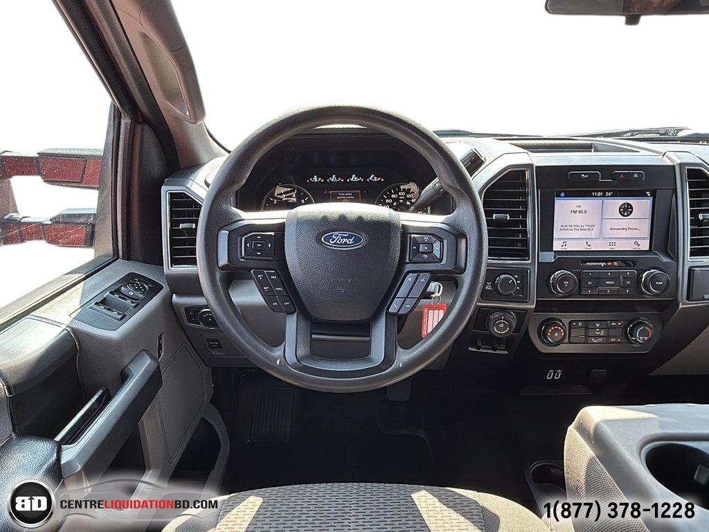 Ford F-150 XLT XTR CREW CAB V8 5.0L BOITE 6.5P 2019 à Granby, Québec - 16 - w1024h768px