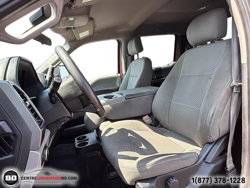 Ford F-150 XLT XTR CREW CAB V8 5.0L BOITE 6.5P 2019 à Granby, Québec - 13 - w1024h768px