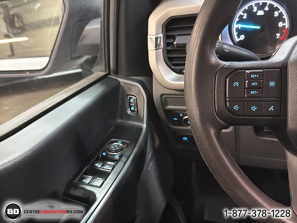 2021 Ford F-150 SUPERCREW XLT 3.5L ECOBOOST BOITE 6.5P in Granby, Quebec - 19 - w1024h768px