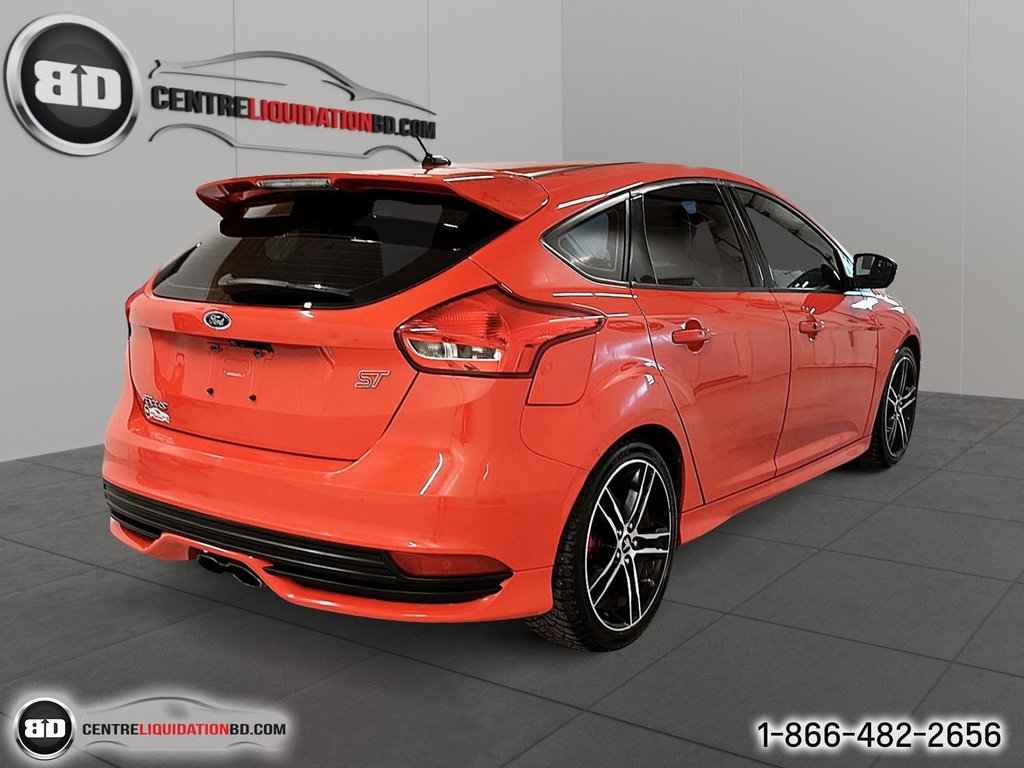 Focus ST 2016 à Granby, Québec - 4 - w1024h768px