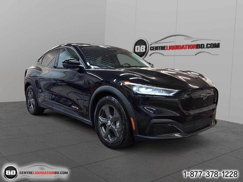 2023 Ford Mustang Mach-E SELECT AWD in Granby, Quebec - 3 - w1024h768px