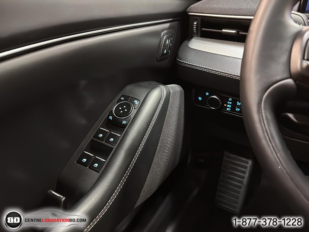 2023 Ford Mustang Mach-E SELECT AWD in Granby, Quebec - 18 - w1024h768px