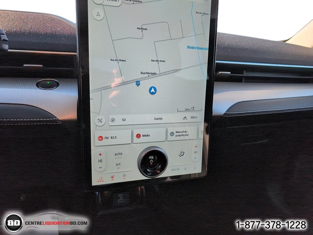 Ford Mustang Mach-E Select AWD 2023 à Granby, Québec - 21 - w1024h768px