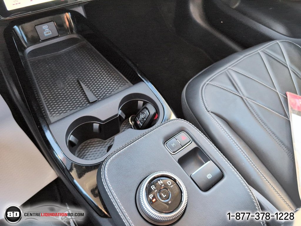 Ford Mustang Mach-E Select AWD 2023 à Granby, Québec - 22 - w1024h768px