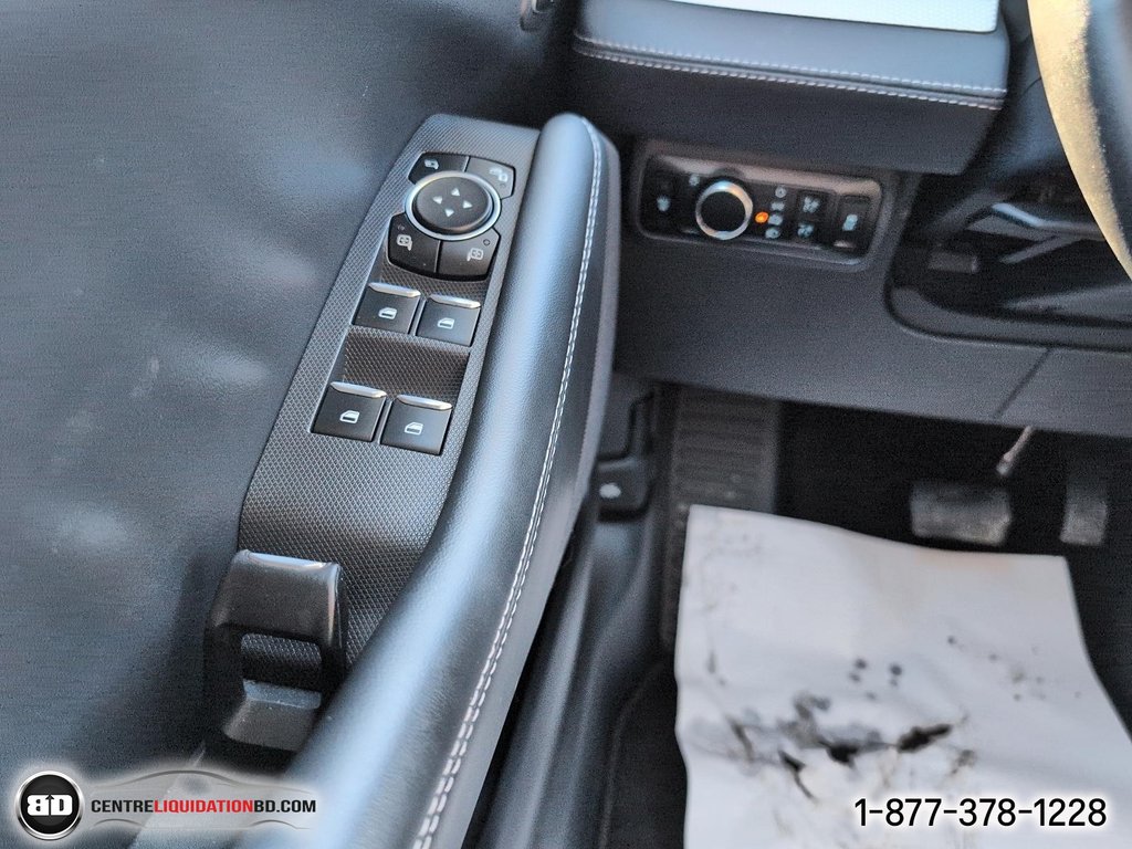 Ford Mustang Mach-E Select AWD 2023 à Granby, Québec - 18 - w1024h768px