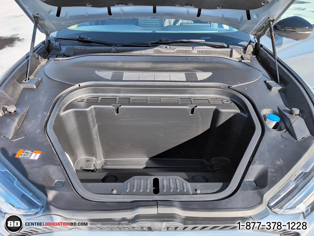 Ford Mustang Mach-E Select AWD 2023 à Granby, Québec - 13 - w1024h768px