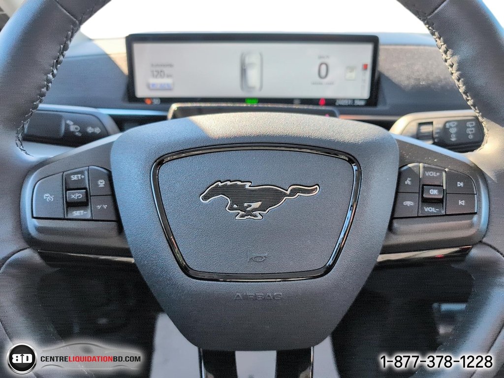 Ford Mustang Mach-E Select AWD 2023 à Granby, Québec - 19 - w1024h768px