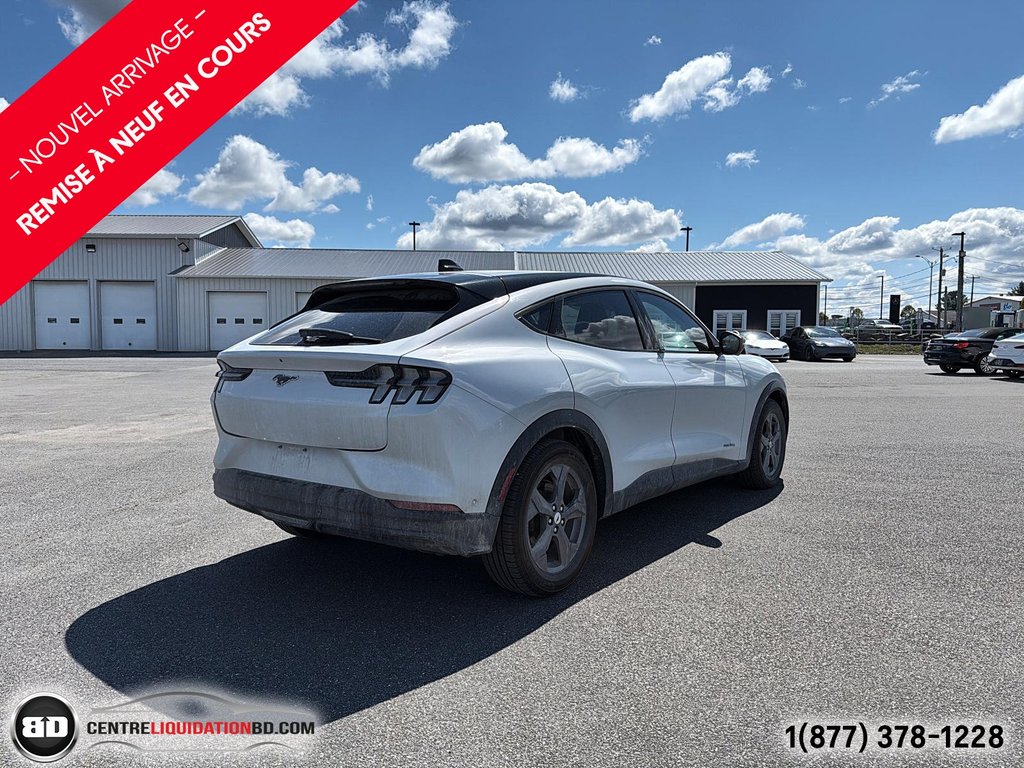 Ford Mustang Mach-E SÉLECT AWD 2023 à Granby, Québec - 8 - w1024h768px