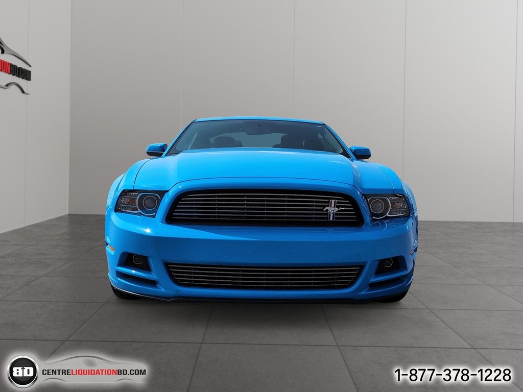 Ford Mustang PREMIUM V6 2013 à Granby, Québec - 2 - w1024h768px