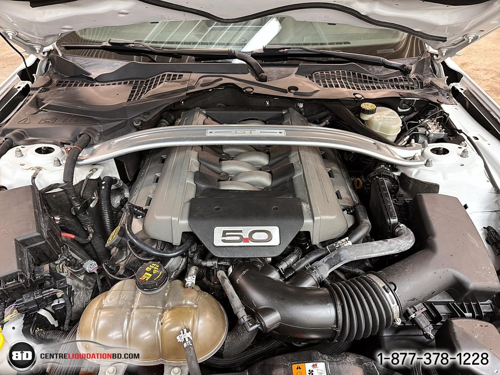2015 Ford Mustang GT Premium in Granby, Quebec - 13 - w1024h768px