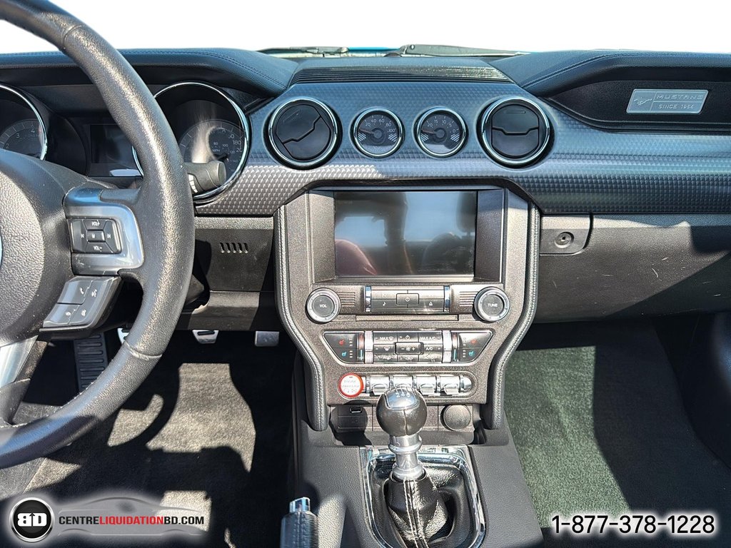 2017 Ford Mustang in Granby, Quebec - 12 - w1024h768px