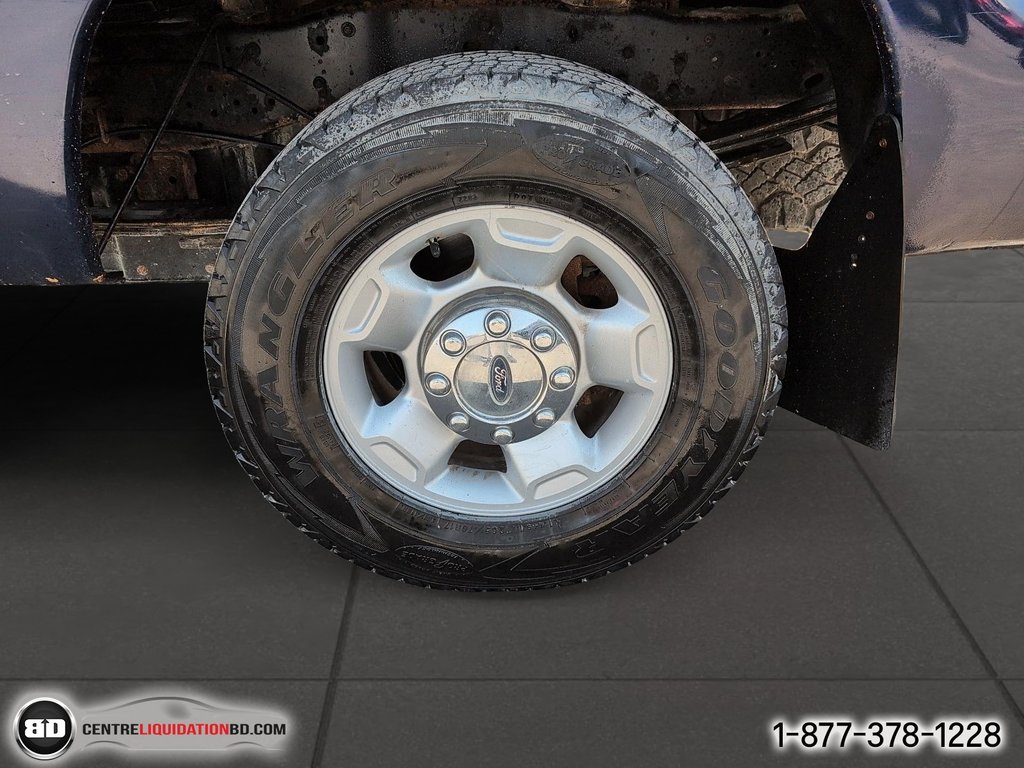 Ford Super Duty F-250 SRW XL DIESEL POWER STROKE 6.7L SUPERCAB BOITE LONGUE 2011 à Granby, Québec - 10 - w1024h768px