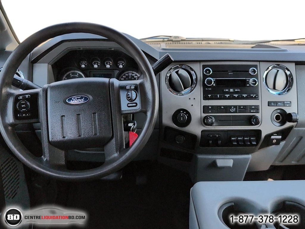 Ford Super Duty F-250 SRW XL DIESEL POWER STROKE 6.7L SUPERCAB BOITE LONGUE 2011 à Granby, Québec - 13 - w1024h768px