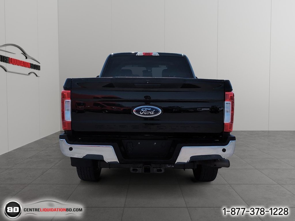 2017 Ford Super Duty F-250 SRW in Granby, Quebec - 6 - w1024h768px