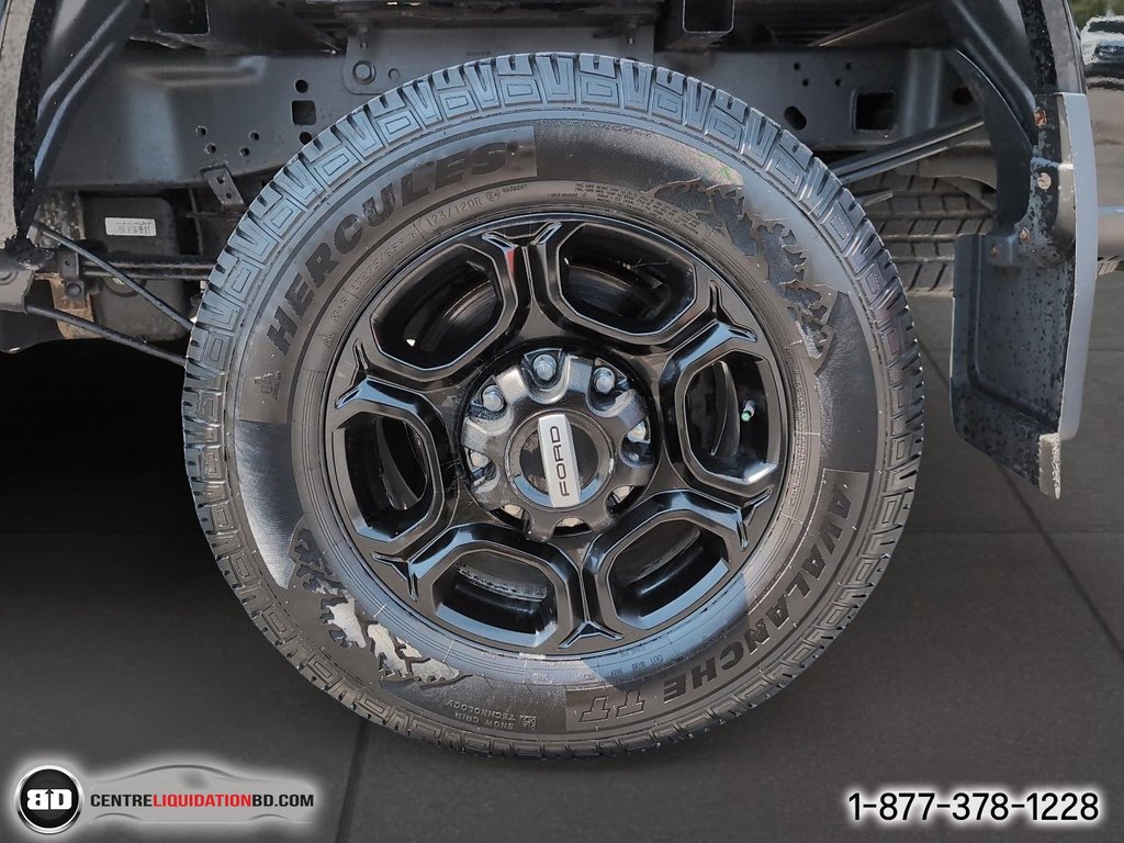 2017 Ford Super Duty F-250 SRW in Granby, Quebec - 10 - w1024h768px