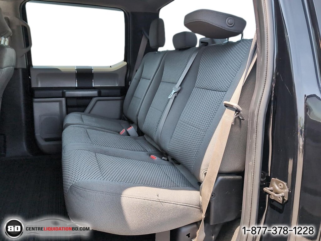 2017 Ford Super Duty F-250 SRW in Granby, Quebec - 12 - w1024h768px