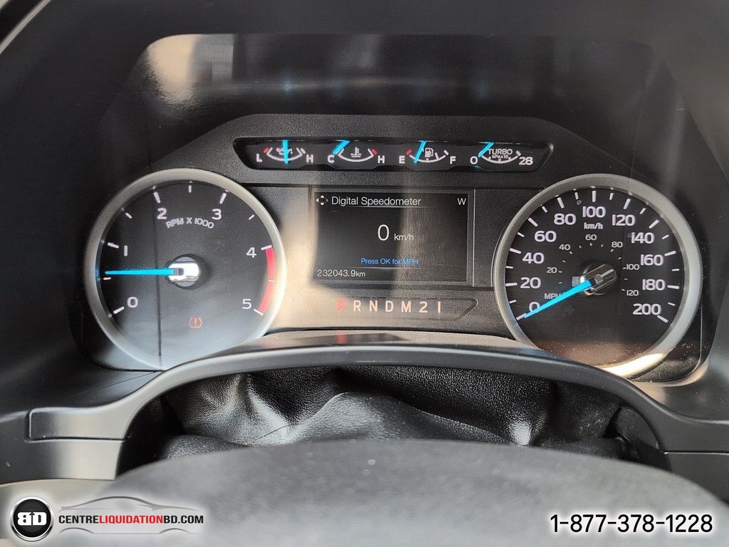 Ford Super Duty F-250 SRW XLT 2018 à Granby, Québec - 16 - w1024h768px