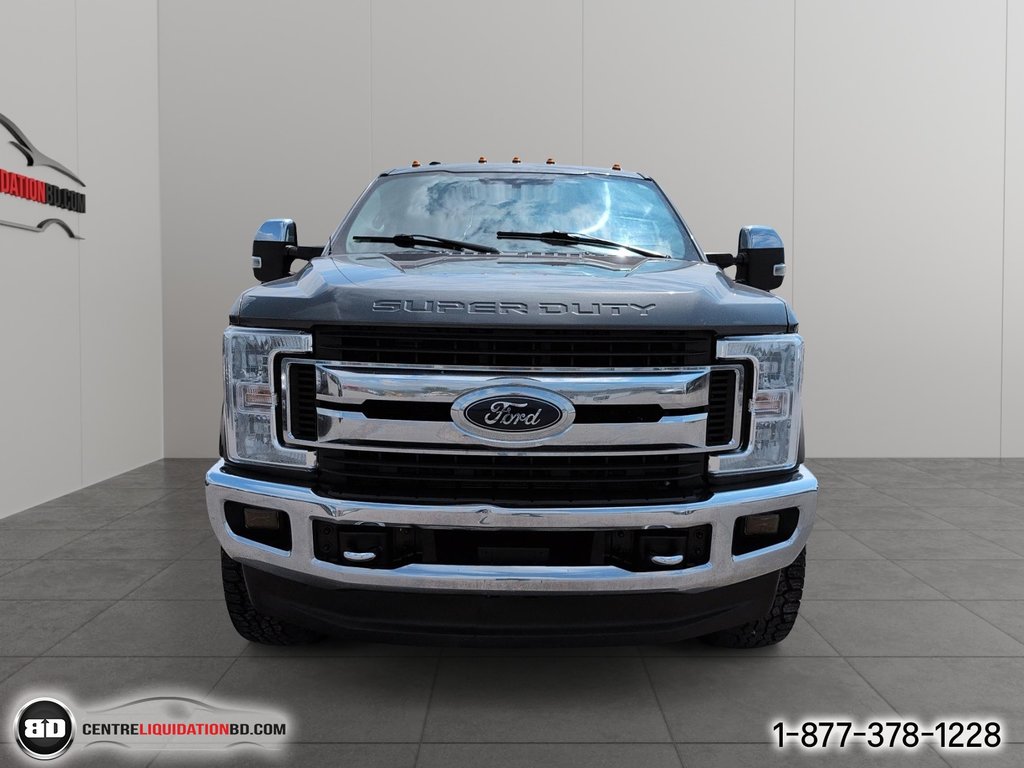 Ford Super Duty F-250 SRW XLT 2018 à Granby, Québec - 2 - w1024h768px