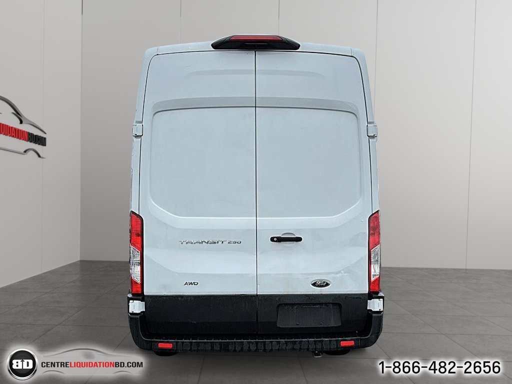 2022 Ford Transit Cargo Van 250 AWD in Granby, Quebec - 6 - w1024h768px