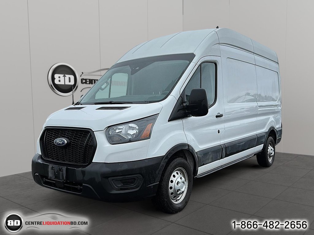 2022 Ford Transit Cargo Van 250 AWD in Granby, Quebec - 1 - w1024h768px