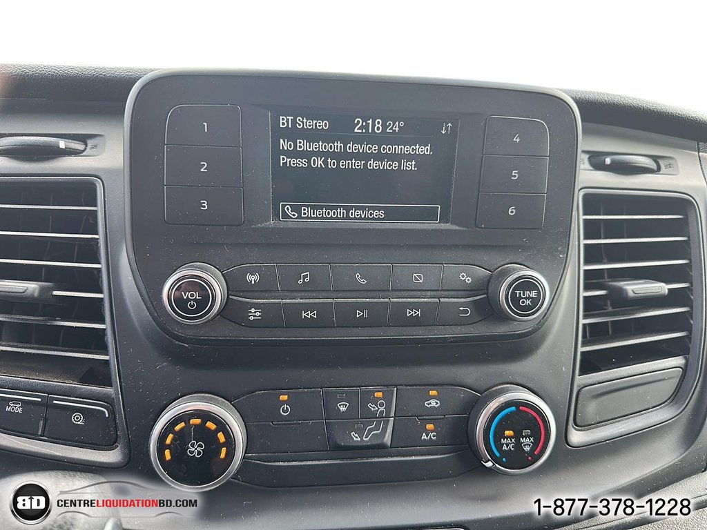 2023 Ford Transit Cargo Van 148 POUCE AWD MOTEUR 3.5 in Granby, Quebec - 14 - w1024h768px