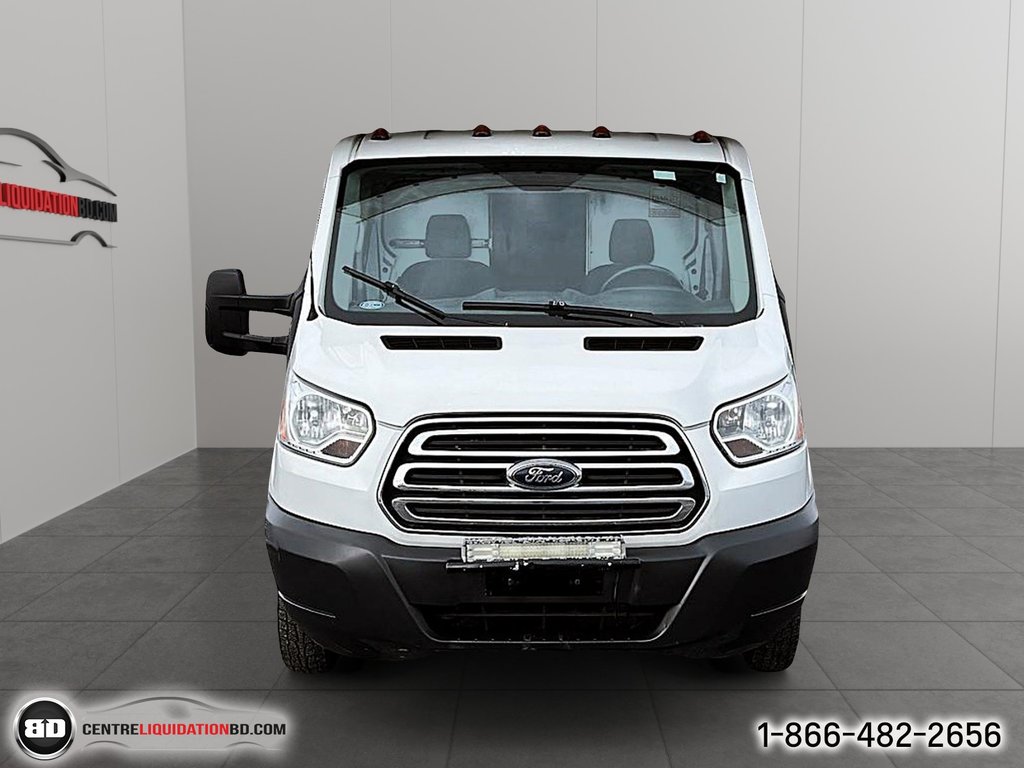 Ford TRANSIT CUTAWAY  2018 à Granby, Québec - 2 - w1024h768px