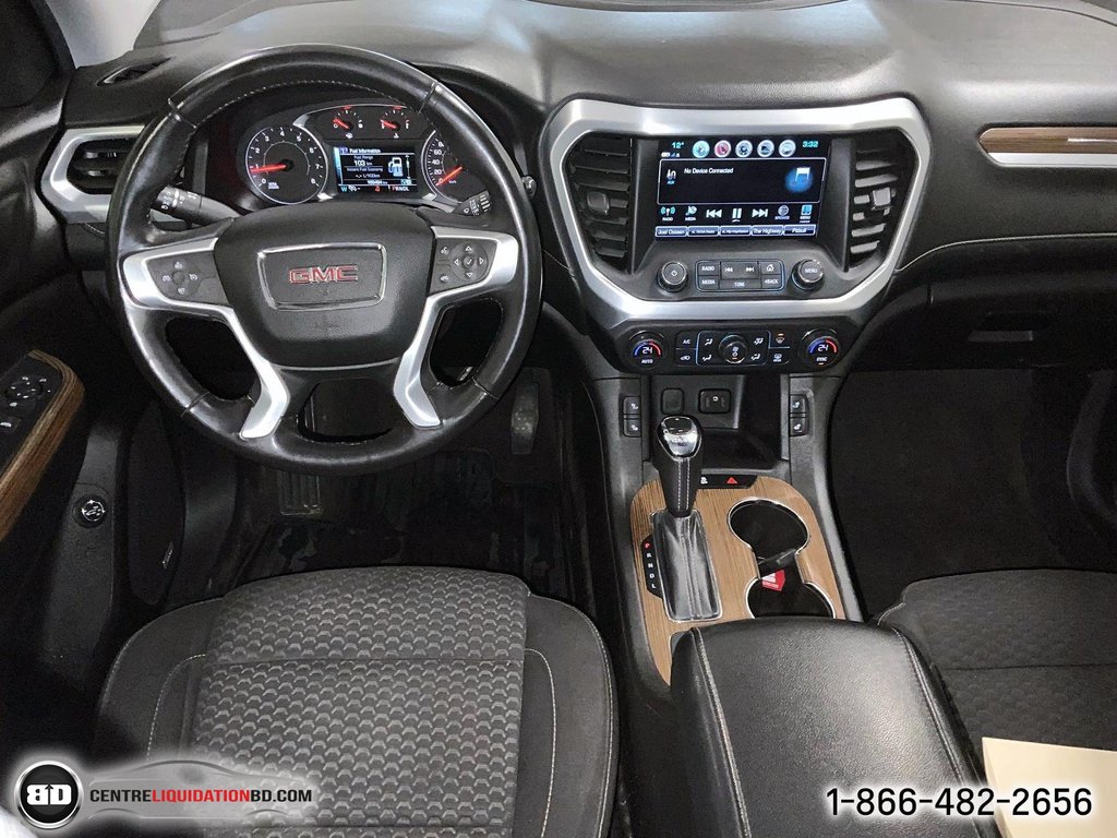 2017 GMC Acadia in Granby, Quebec - 15 - w1024h768px