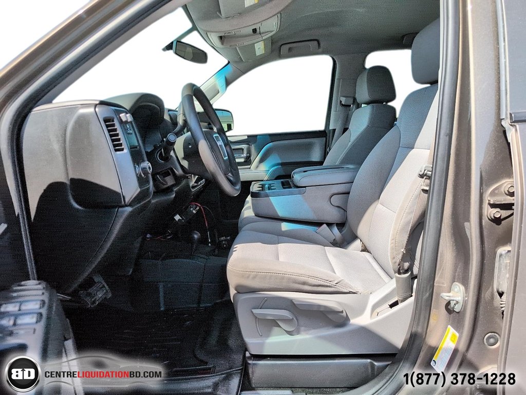 2014 GMC Sierra 1500 CREW CAB 5.3L 4X4 BOÎTE 6.5P in Granby, Quebec - 13 - w1024h768px